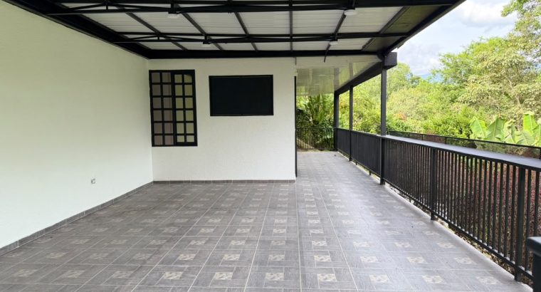 CASA EN SIERRAMORENA